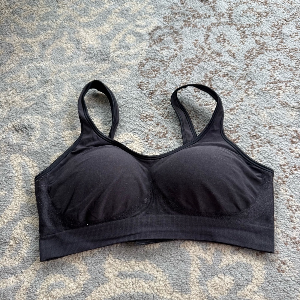 Bali Women's Comfort Revolution Wireless Bra Black Large